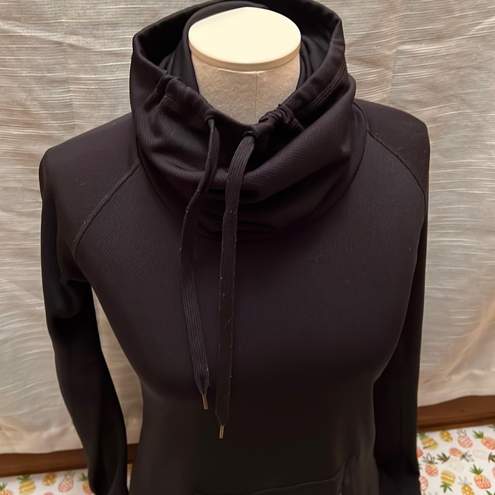 Noble Outfitters lightweight cowl Small